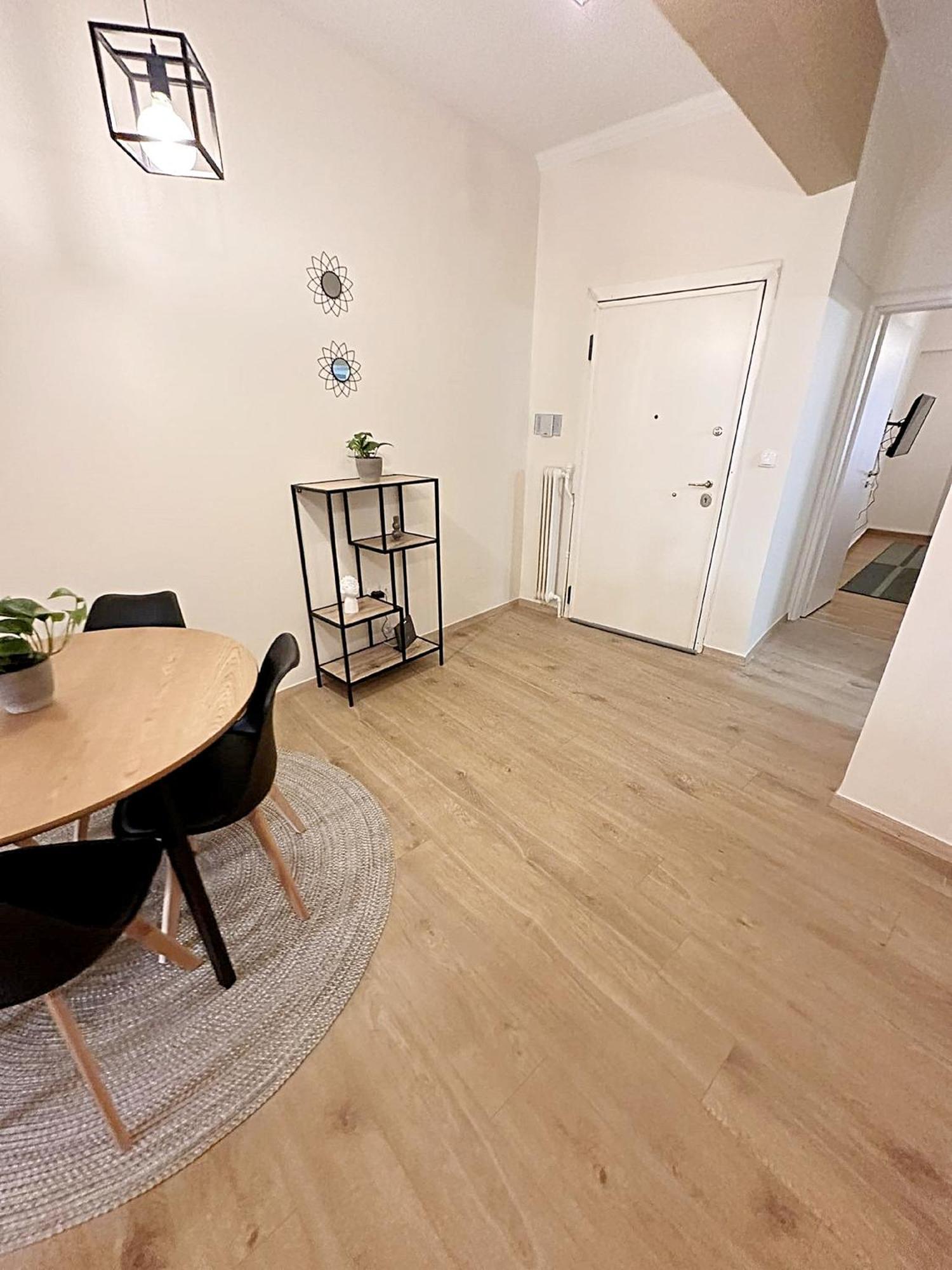 Apartment Check Point - Heart *